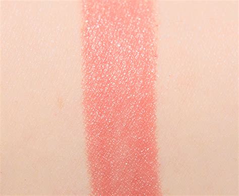 chanel 196 - précieux|Chanel rouge allure luminous intense.